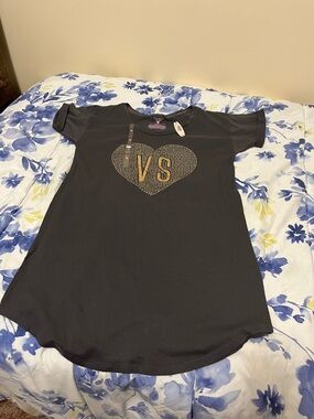 Victoria's Secret Black Short Sleeve Sleep Tee with Gold VS Heart